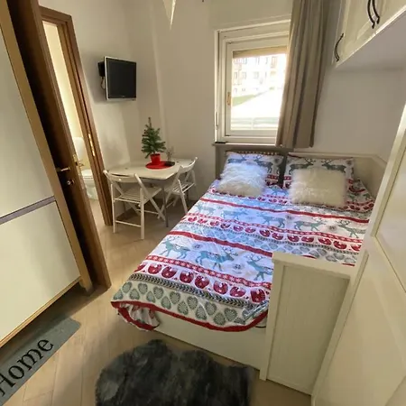 Casa Genepy - Monolocale In Centro A 아파트 *